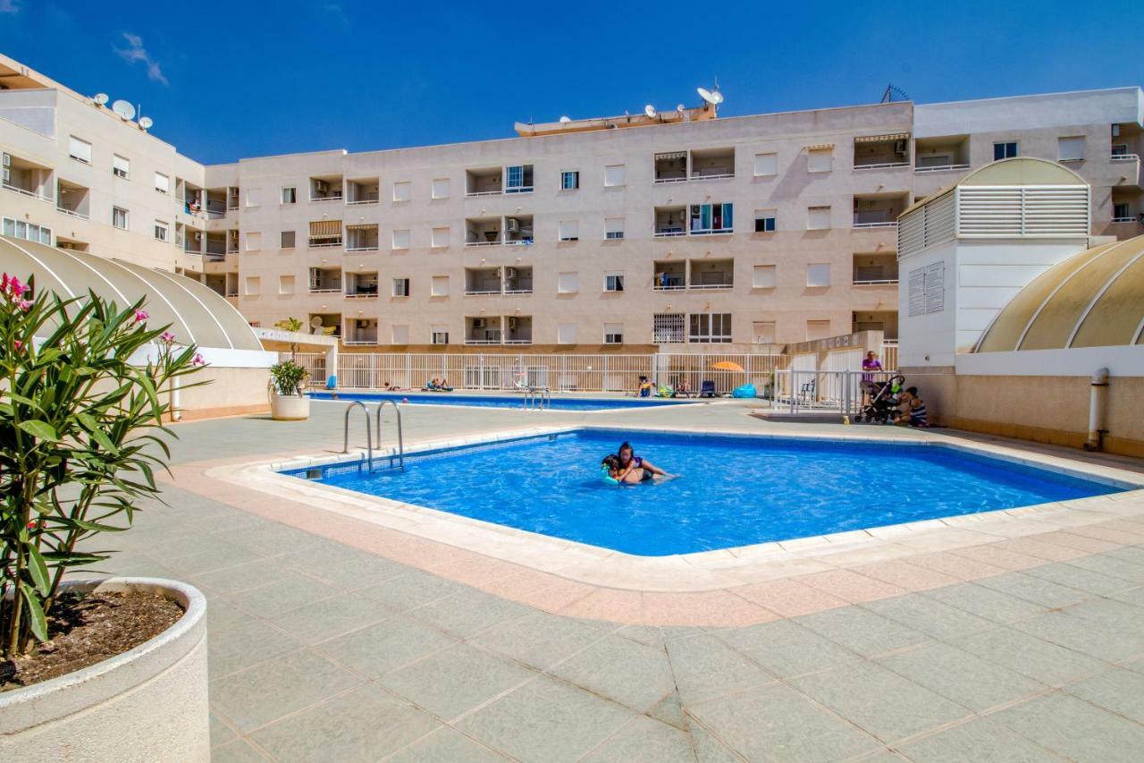 Apartment Tomillo Torrevieja Exteriör bild